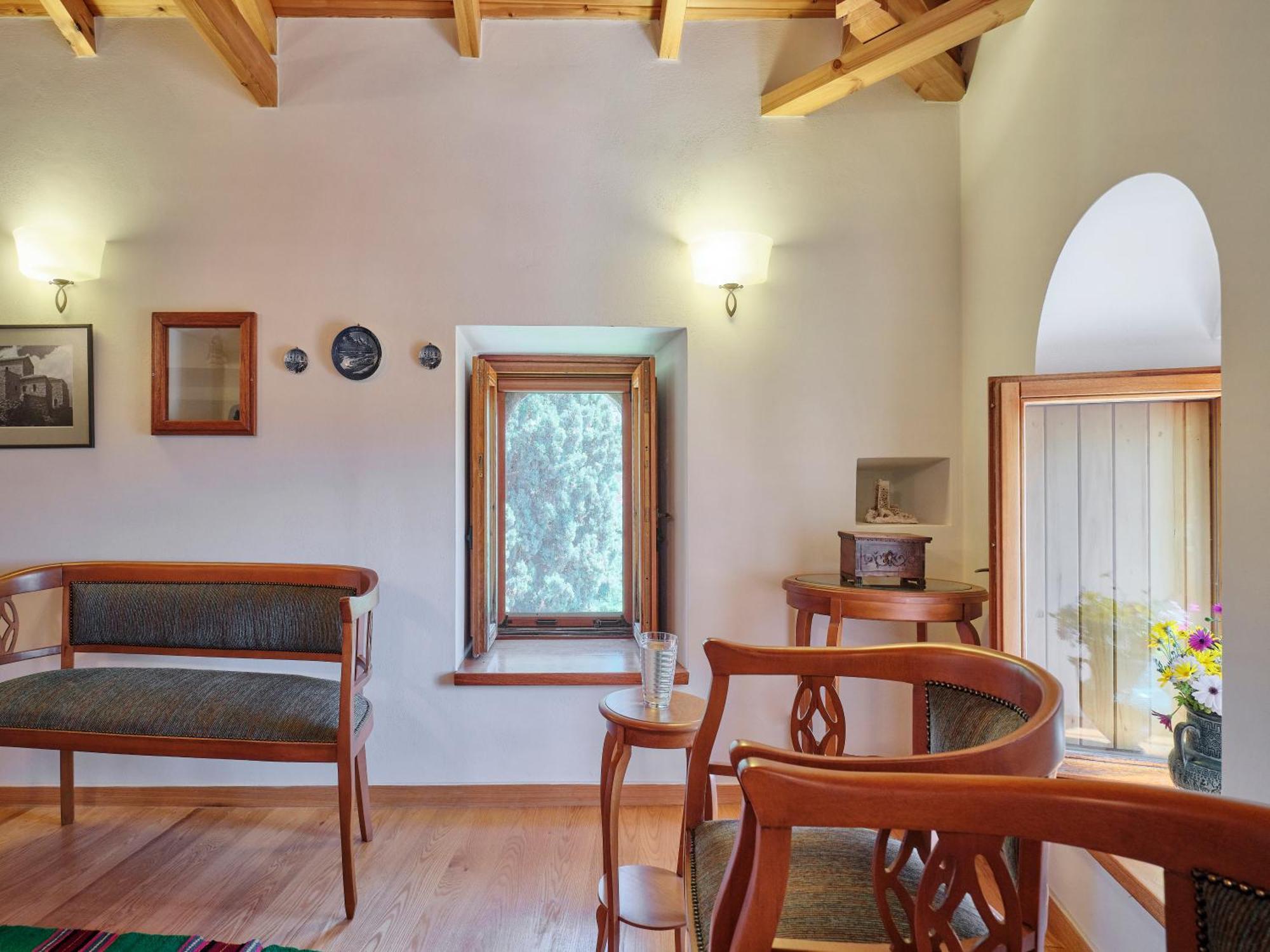 Petreas Castle Villa Кардамили Екстериор снимка